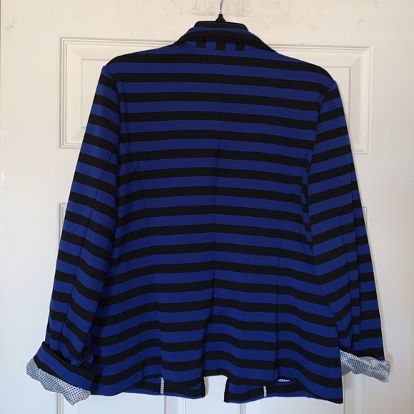 COPY - Blue and Black Striped Blazer - Picture 4 of 8